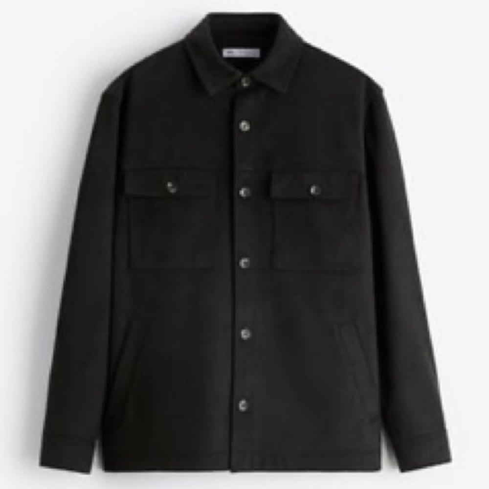 Zara Men’s Faux Suede Overshirt
S | Black